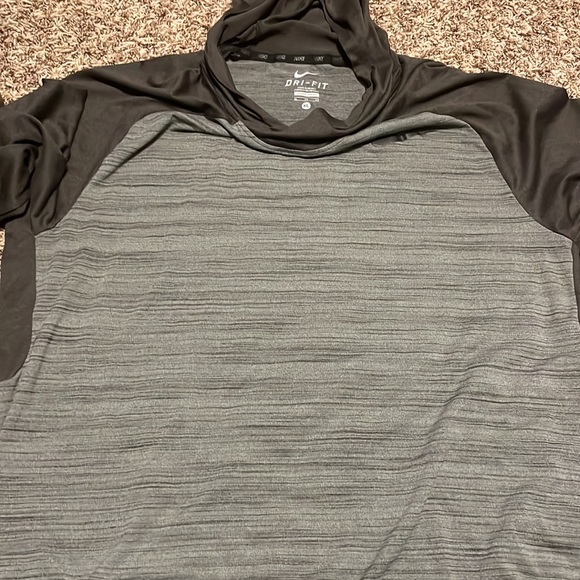 Nike pullover - Picture 5 of 5